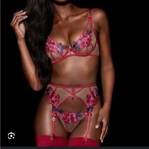 Never worn Honey Birdette MaryMay 34D with Small Thongs set